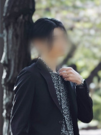 皆川 律(31)