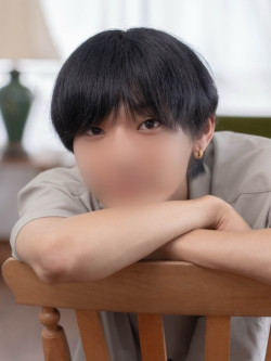 佐藤 凪(Un moment pour toi Kobe)