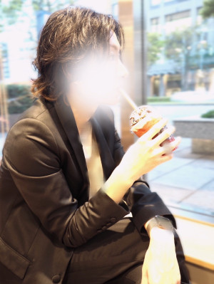 瀬奈(J-SUITE)