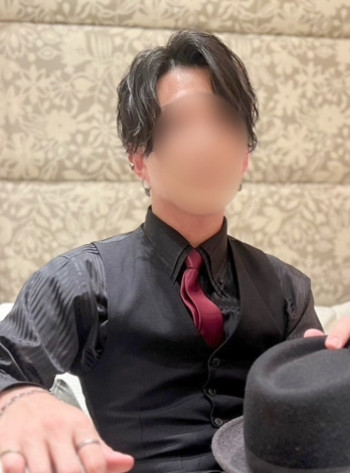 秀人