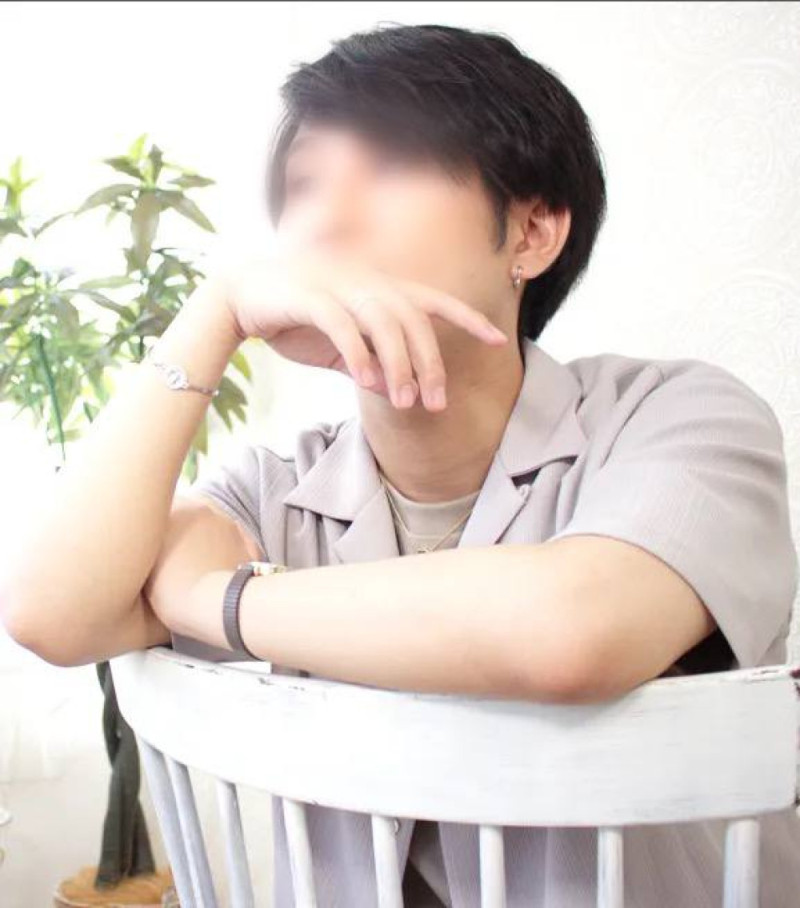 ハルノスケ・24歳（ストロベリーボーイズ大阪店）のプロフィール画像①