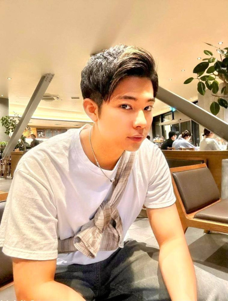 ソラ・26歳（ストロベリーボーイズ）のプロフィール画像①