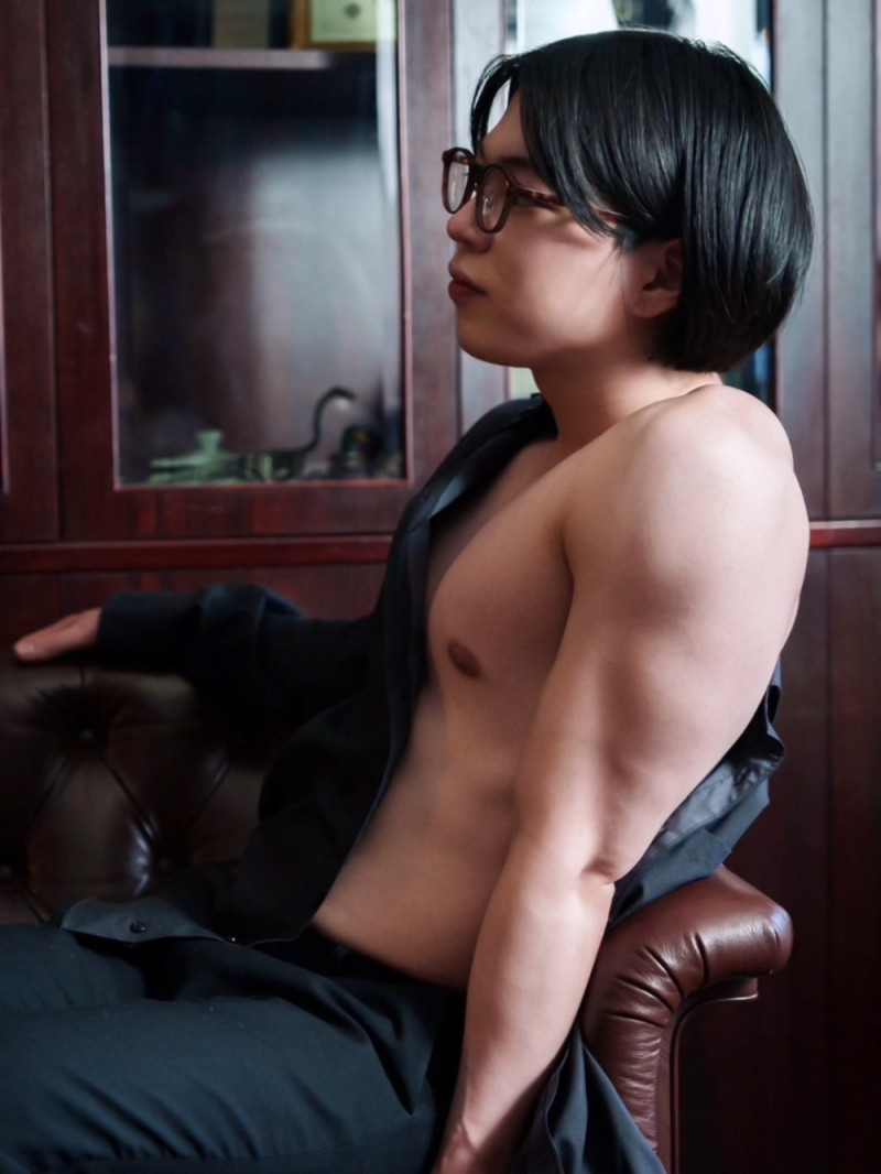 椿 栞・23歳（TOP CLASS TOKYO）のプロフィール画像①