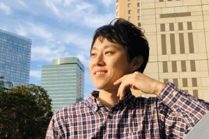 雫（リフレッシュサロンAnge）自ら率先して動き続け、相手に奉仕するセラピスト＜R18診断＞