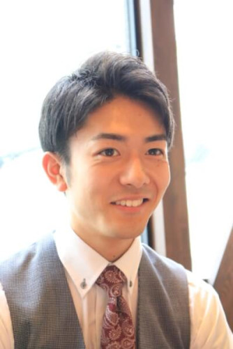 アキ(ホストロイド)元自衛隊員が登場!ホストロイド№1は話し方や振る舞いも紳士的<インタビュー>