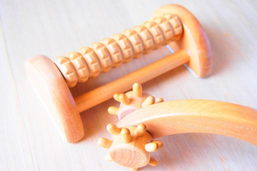 自粛中の今だからこそできる自宅での自分磨き！簡単ツボ押しで性感アップしよう