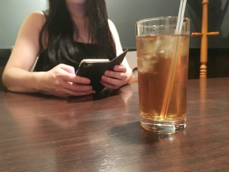 セラピストと気軽に会話♪LINE で簡単予約！