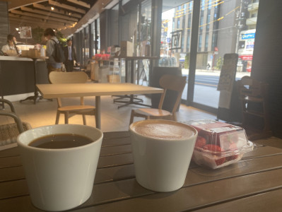 爽やか天気とカフェラテで…