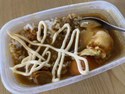 カレーにマヨネーズをかけるかかけないか【サブタイトル:自分の常識を超える】