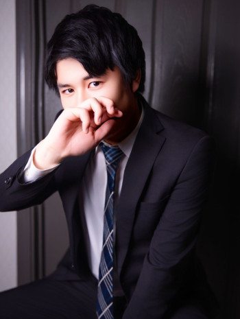 5/3（土）20時半〜初勤務です！