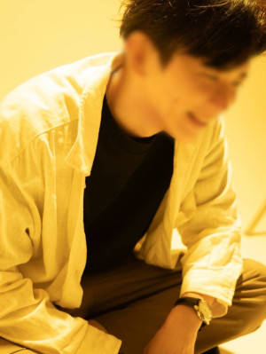 暖かい、むしろ暑い