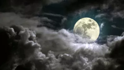 雲に覆われた「月」はまるで貴方みたい