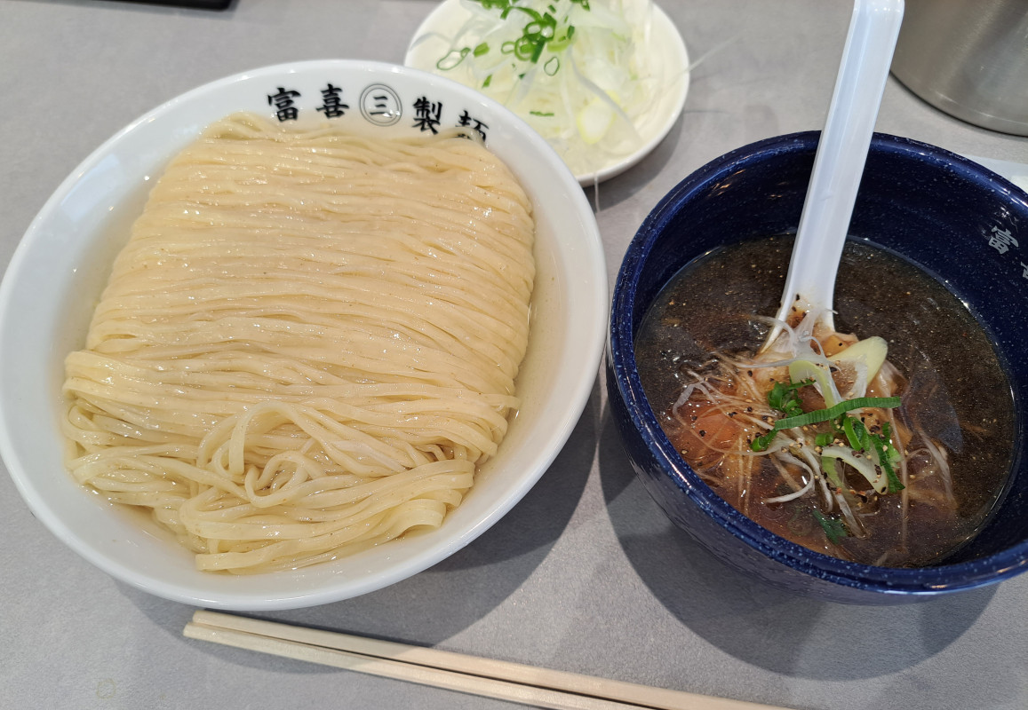 六本木に行きつけのお店があって、、