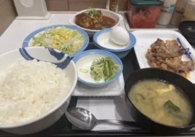 松屋ならこれ位食べますか？