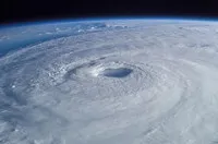 くるぞ、台風がっ！