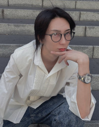 りおが白シャツ着る理由？