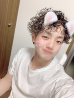 にぃーっ