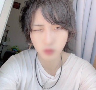ウインクがうまく出来ないぞおおおおおおお