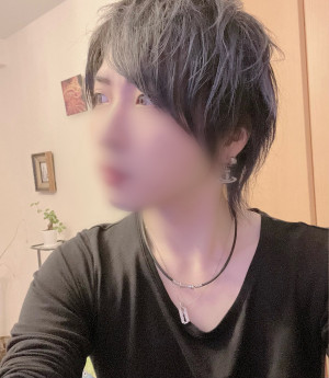 横顔〜〜♪( ´θ｀)