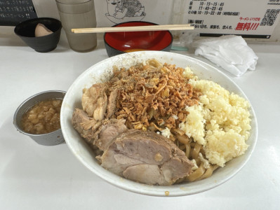 本格的な二郎系ラーメン