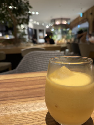 ただカフェで独りの時間