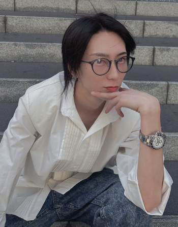 りおが白シャツ着る理由？