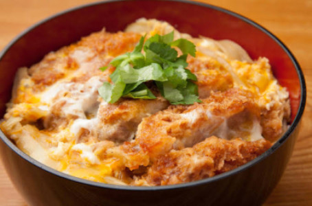 カツ丼ーそれは誘惑だらけの食べ物