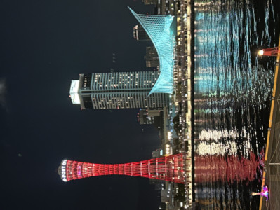 神戸港の夜
