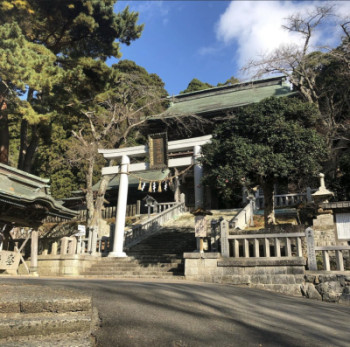 金華山黄金山神社