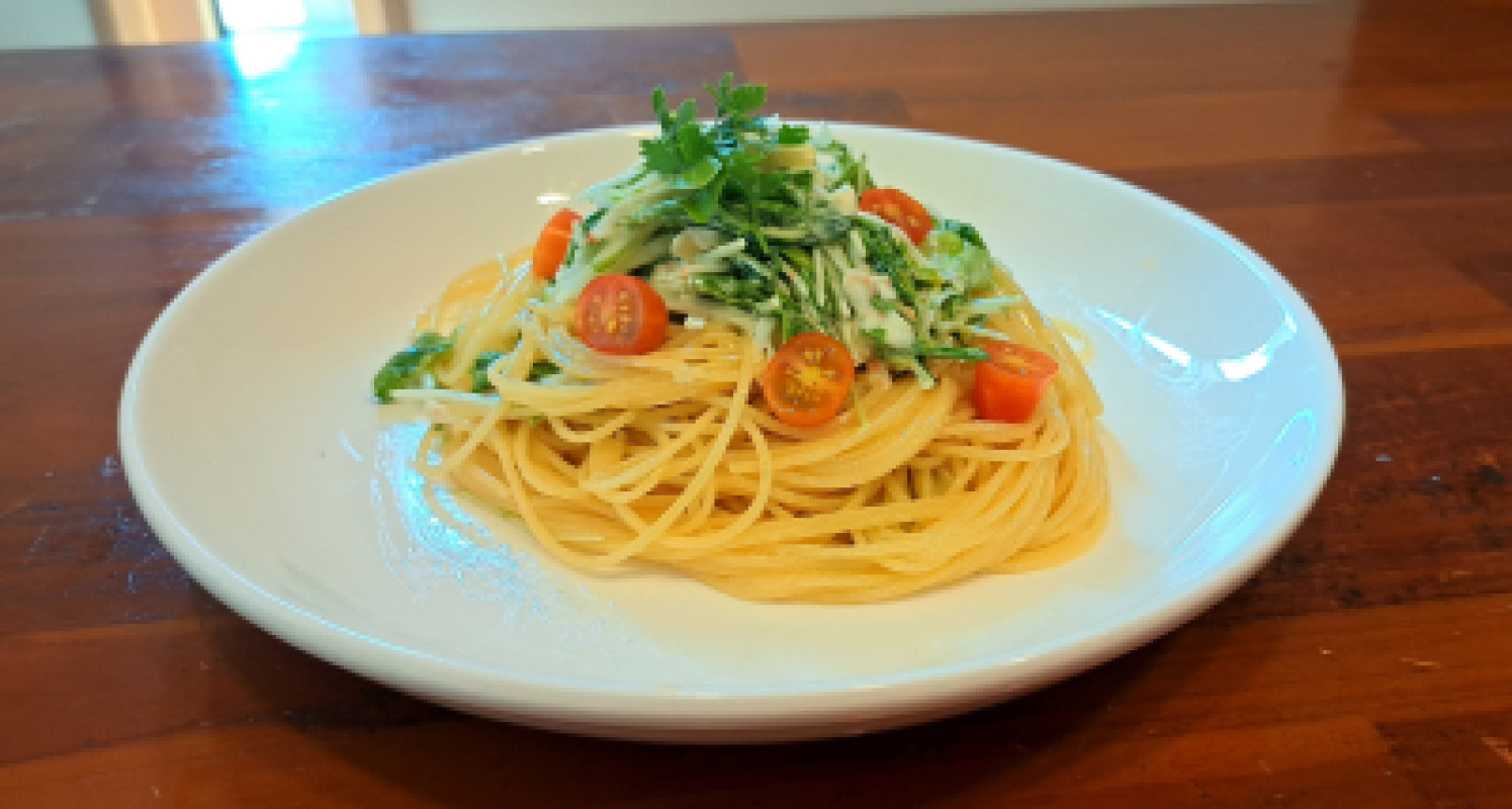 サラダパスタ