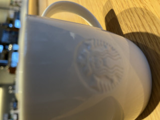 今日もスタバで待機