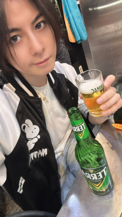 異国でものみみつ