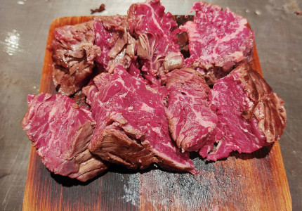 肉????