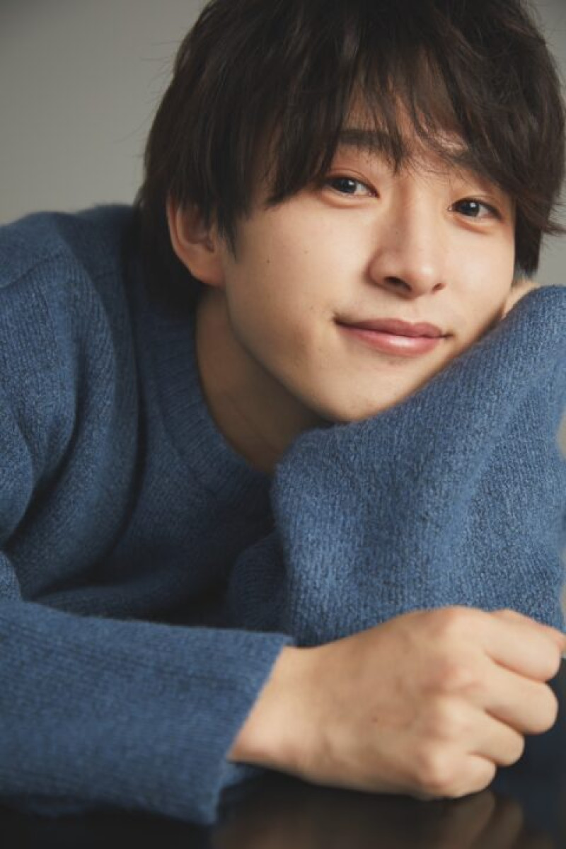 顔面力だけでバズるセラピスト、水瀬旬(26)さんの紹介です