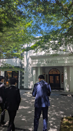 軽井沢で、友達の晴れ姿を