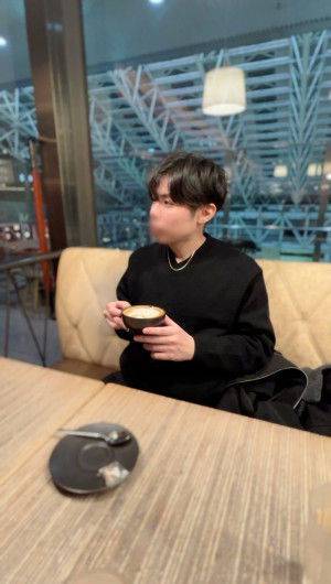 カフェにて