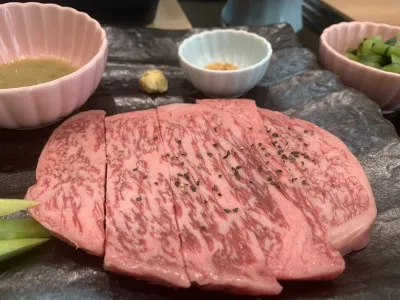 お肉の部位はもちろんロースだよね。