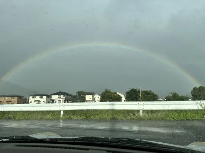 台風の中で?