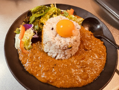 『トマトスパイスカレー＆雑穀米』