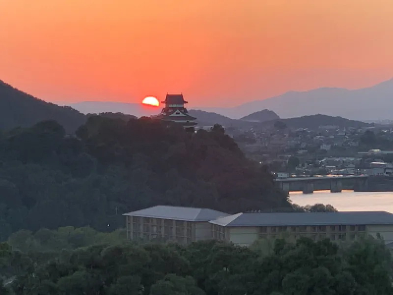 物や思ふと　人の問ふまで