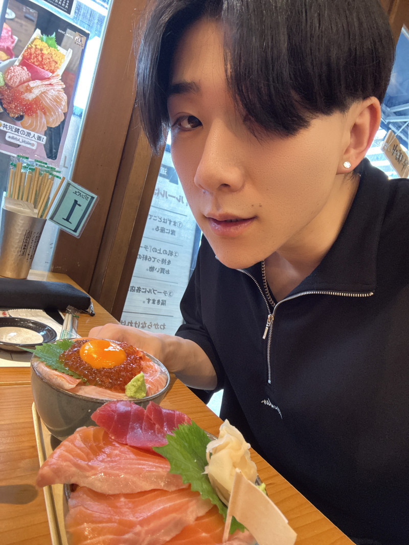 海鮮丼食べてきたー！！