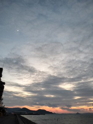 週末の夕暮れ?