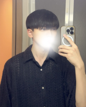 肩。