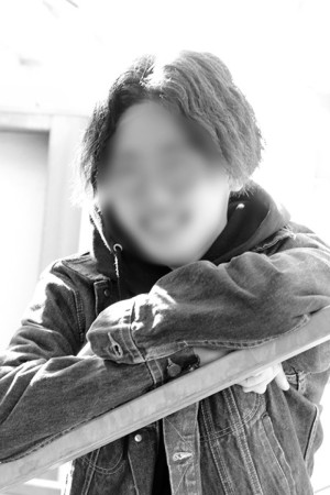 22時47分