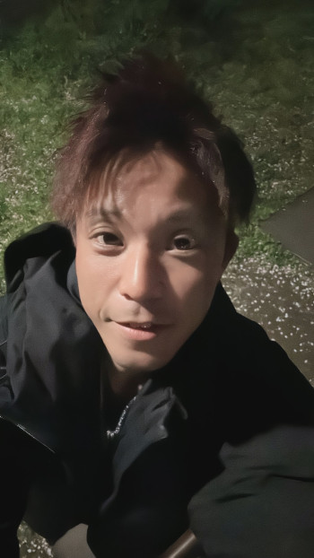 色