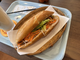 初ベトナム料理【バインミー】