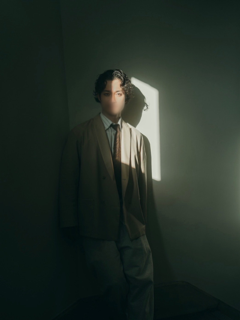 【光だけの世界で、生きていけるほど強くない】