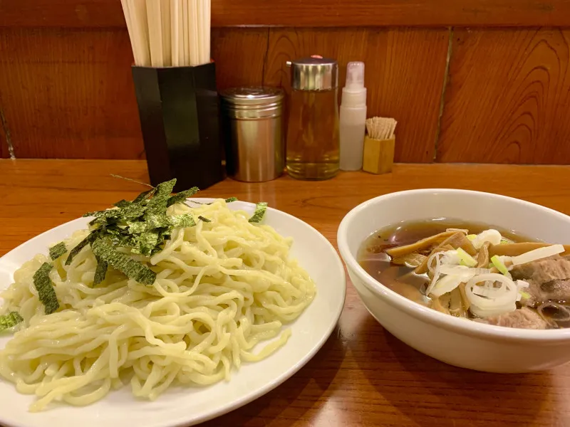 噂のらーめん店！新宿の名店、満来