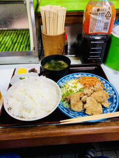 街の定食屋さん