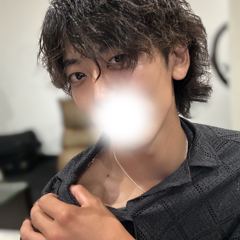 チラリ